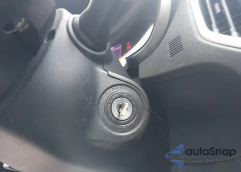 2019 Subaru Crosstrek 2.0I Premium из США, поврежденный, VIN JF2GTAEC3K8210676